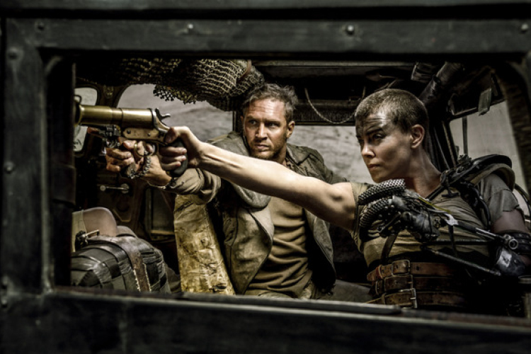 Több újabb része is lesz a Mad Maxnek - Charlize Theron nélkül