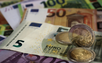 Hamis euróval kereskedtek, elítélték őket